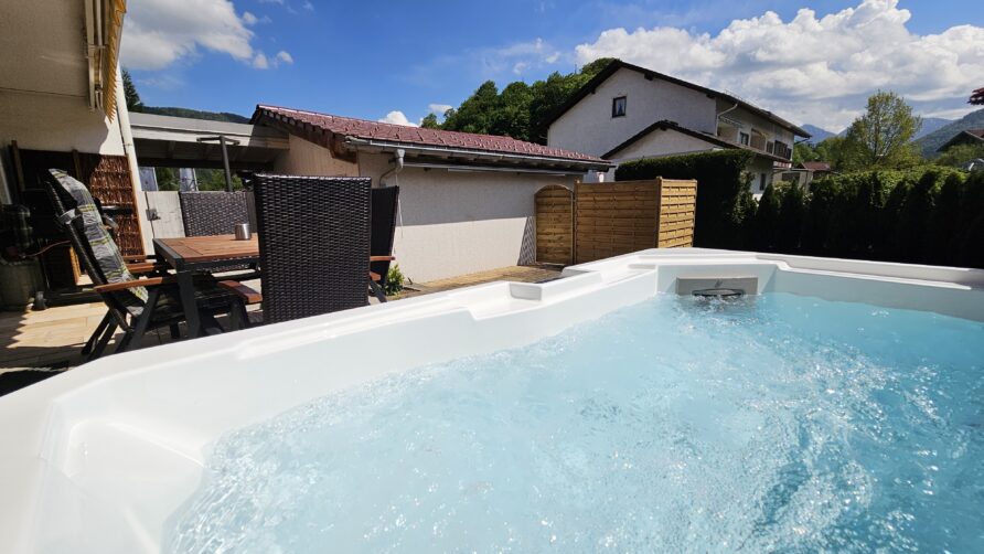 Ferienhaus in Ruhpolding mit Außen-Whirlpool